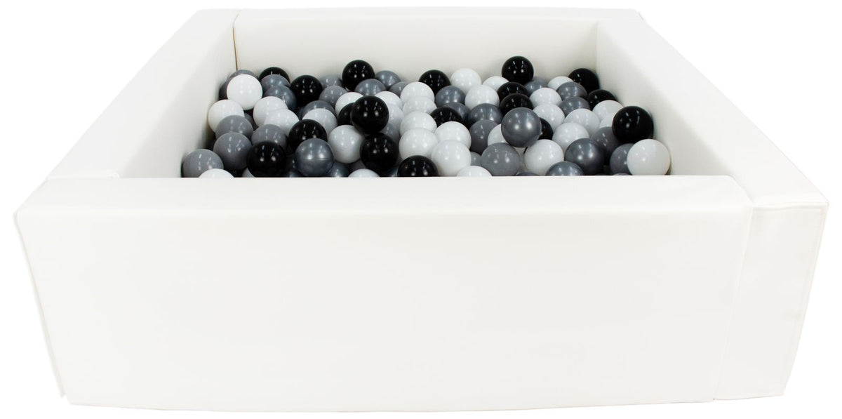 White Square eco-leather ball pit with 300 balls