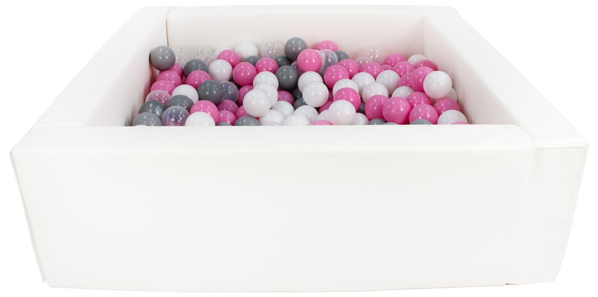 White Square eco-leather ball pit with 300 balls
