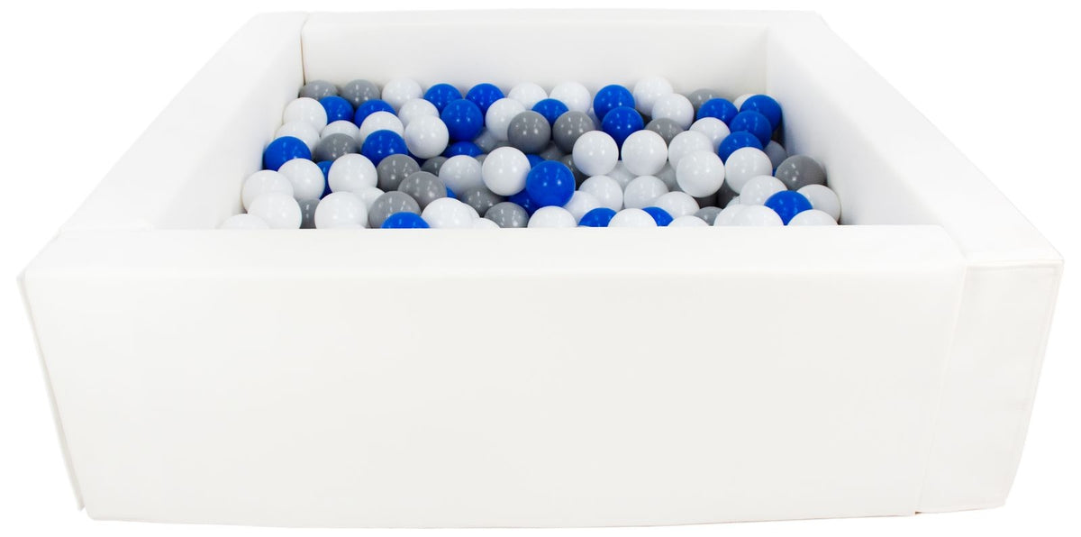 White Square eco-leather ball pit with 300 balls