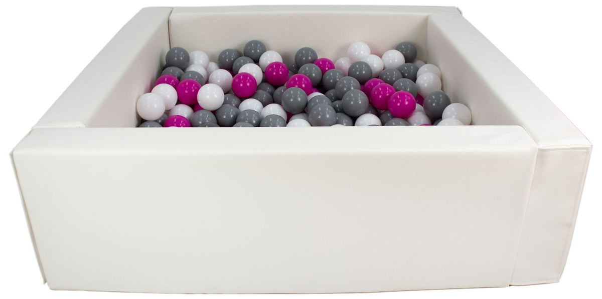 White Square eco-leather ball pit with 300 balls