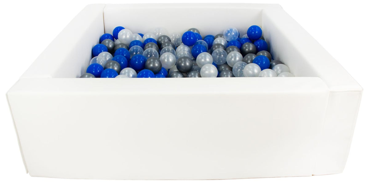 White Square eco-leather ball pit with 300 balls