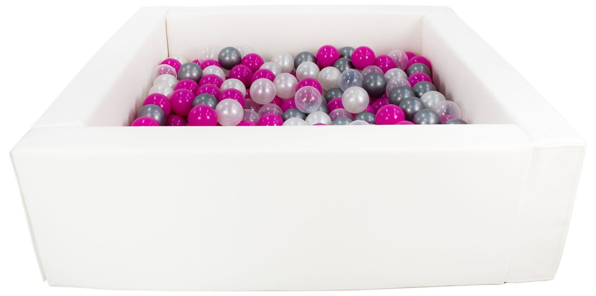 White Square eco-leather ball pit with 300 balls