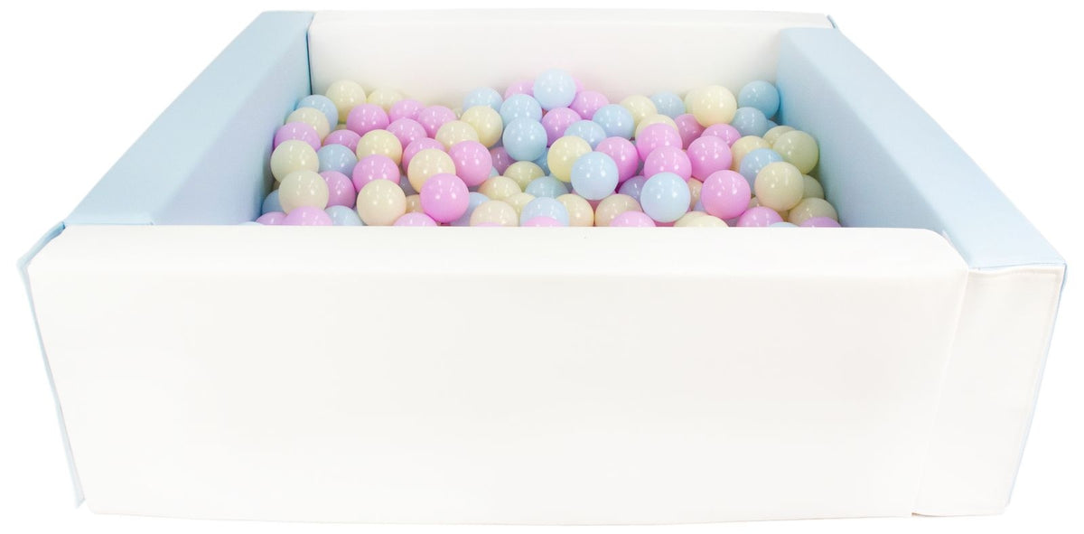 Blue and White Square eco-leather ball pit with 300 balls